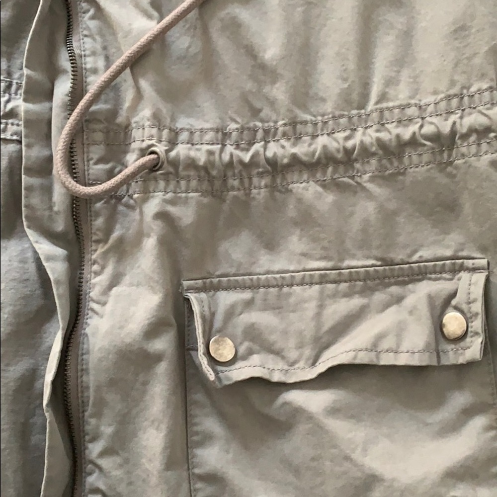 Gray Jacket - Picture 4 of 4